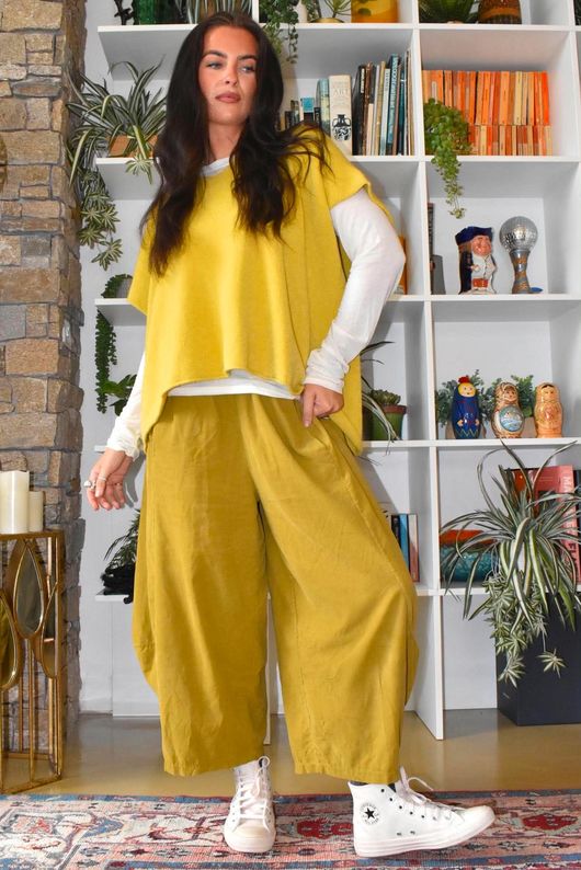 Bateau Needlecord 7/8 Barrel Culotte Pant Mucky Olive